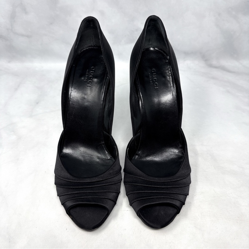 GUCCI Vintage Y2K Silk Satin GG Crystal Embellished Stiletto Heel Pumps Black - Picture 8 of 16